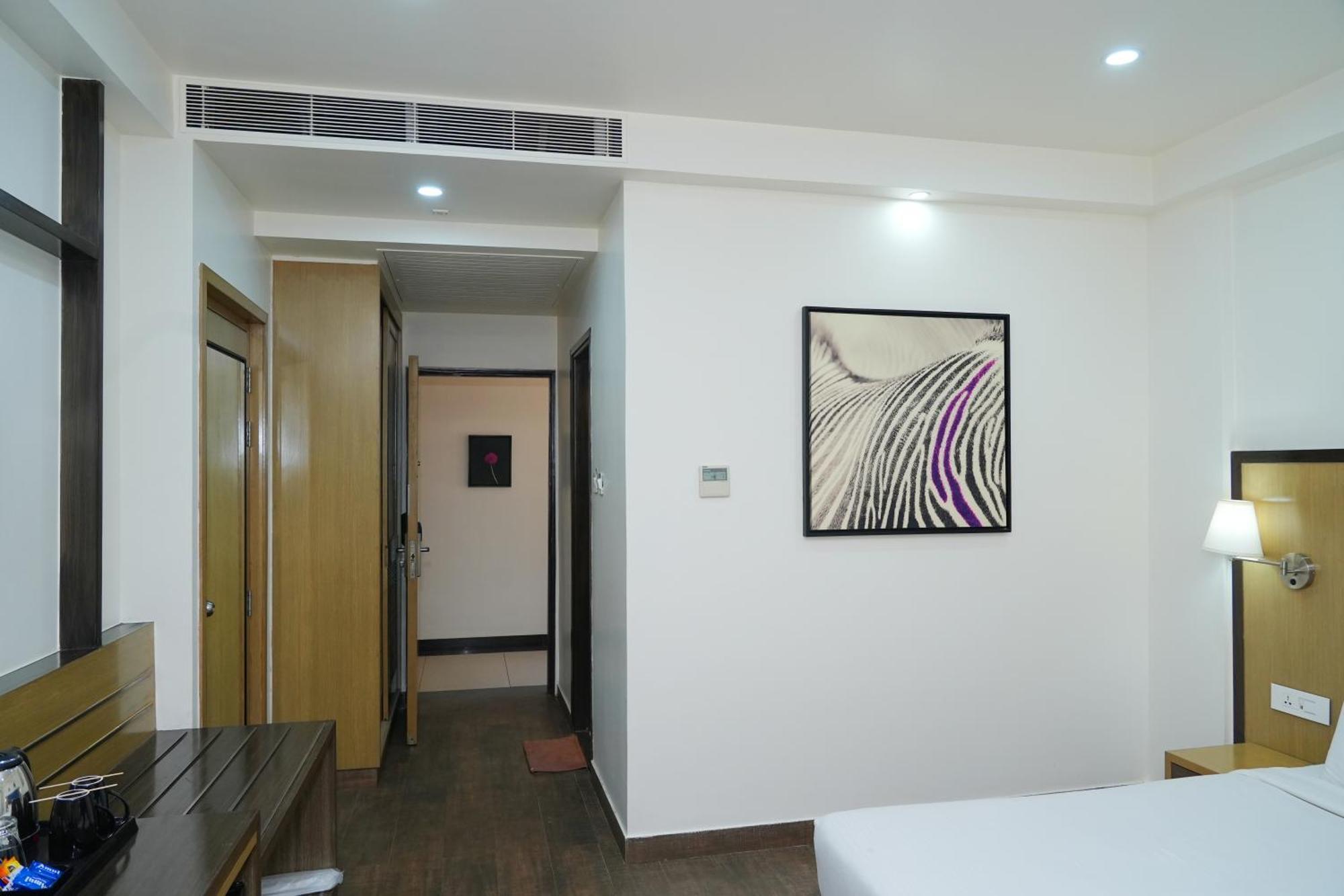 Purple Cloud Hotel Devanahalli 외부 사진